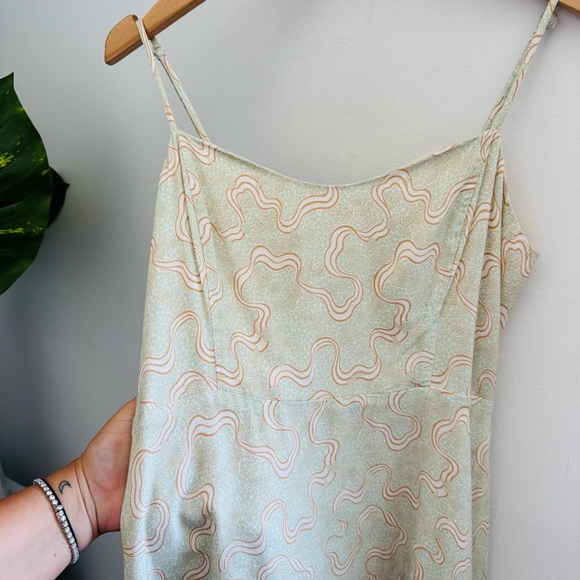 ARITZIA | Sunday Best Flirt Mini Dress in Mint Size 8 - Picture 6 of 10